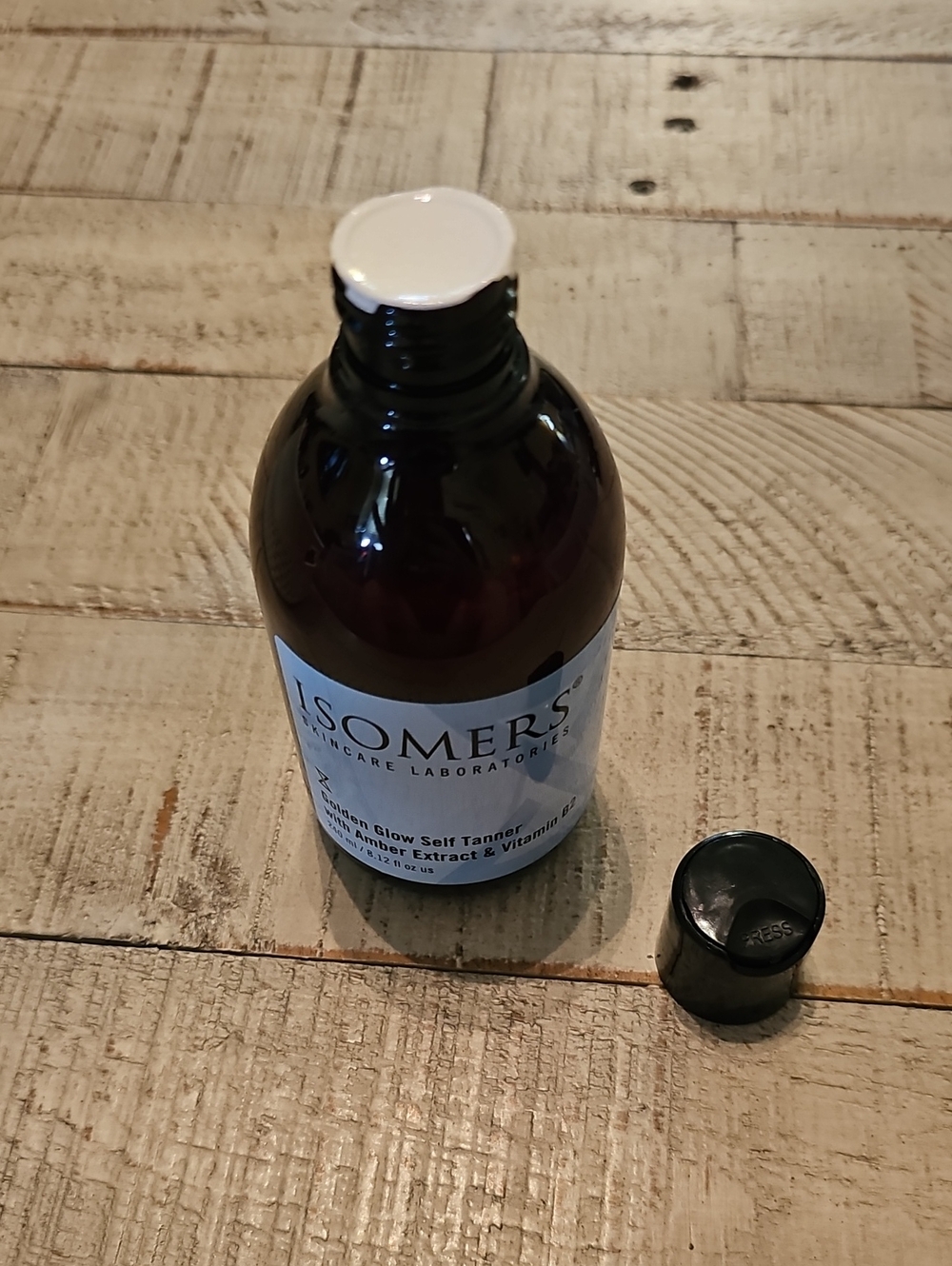 Isomers Golden Glow Self Tanner ✨️ NEW✨️ - Picture 4 of 4